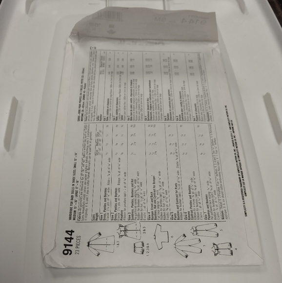 Simplicity Sewing Pattern 9144 Baby Doll Clothes for 13-14 Inch Baby Dolls - Picture 2 of 2